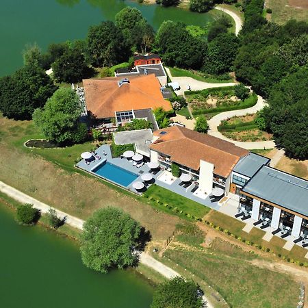Les Jardins Du Lac Trizay Exterior foto