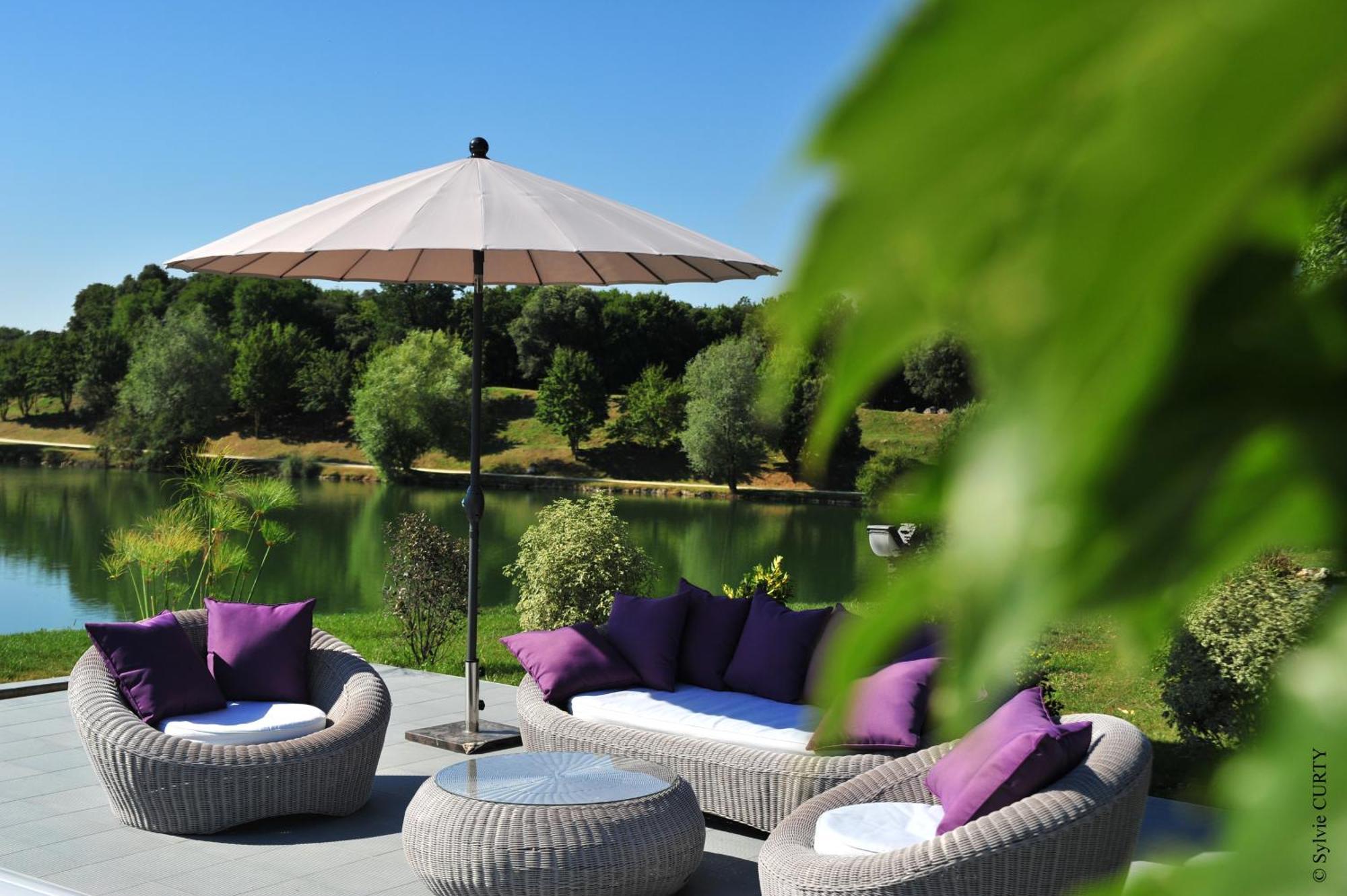 Les Jardins Du Lac Trizay Exterior foto