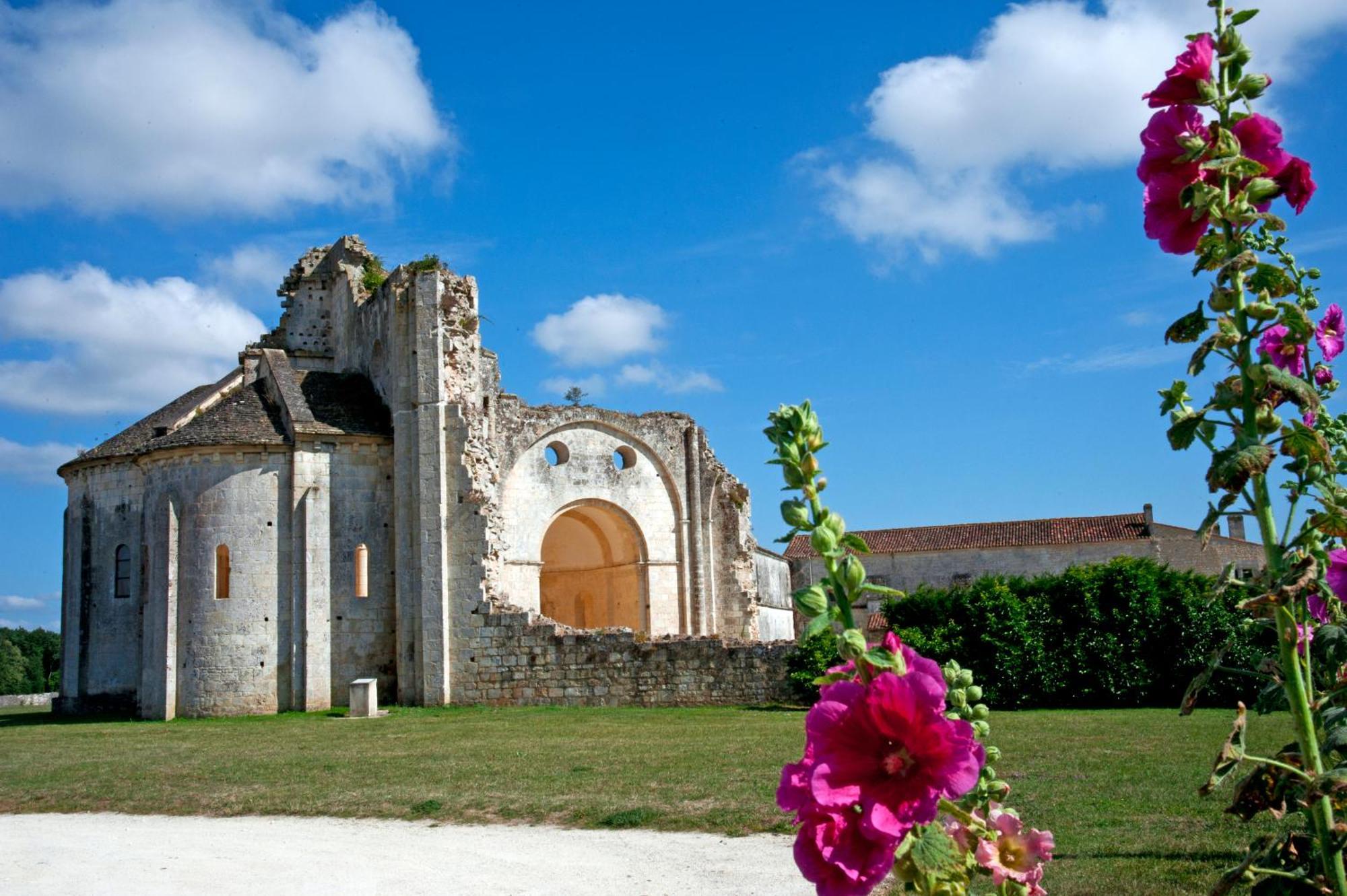 Les Jardins Du Lac Trizay Exterior foto
